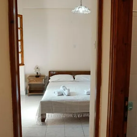 Soula Rooms Kini Exterior photo