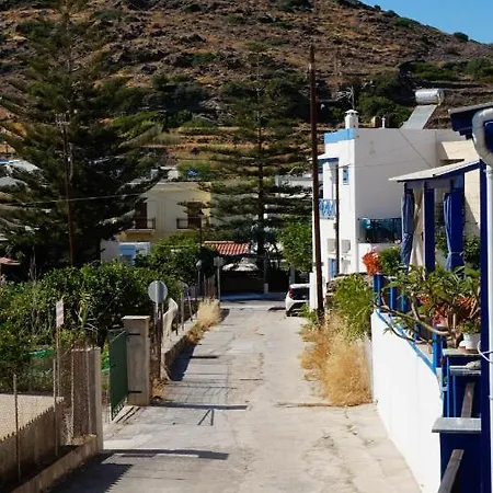 Soula Rooms Kini Exterior photo